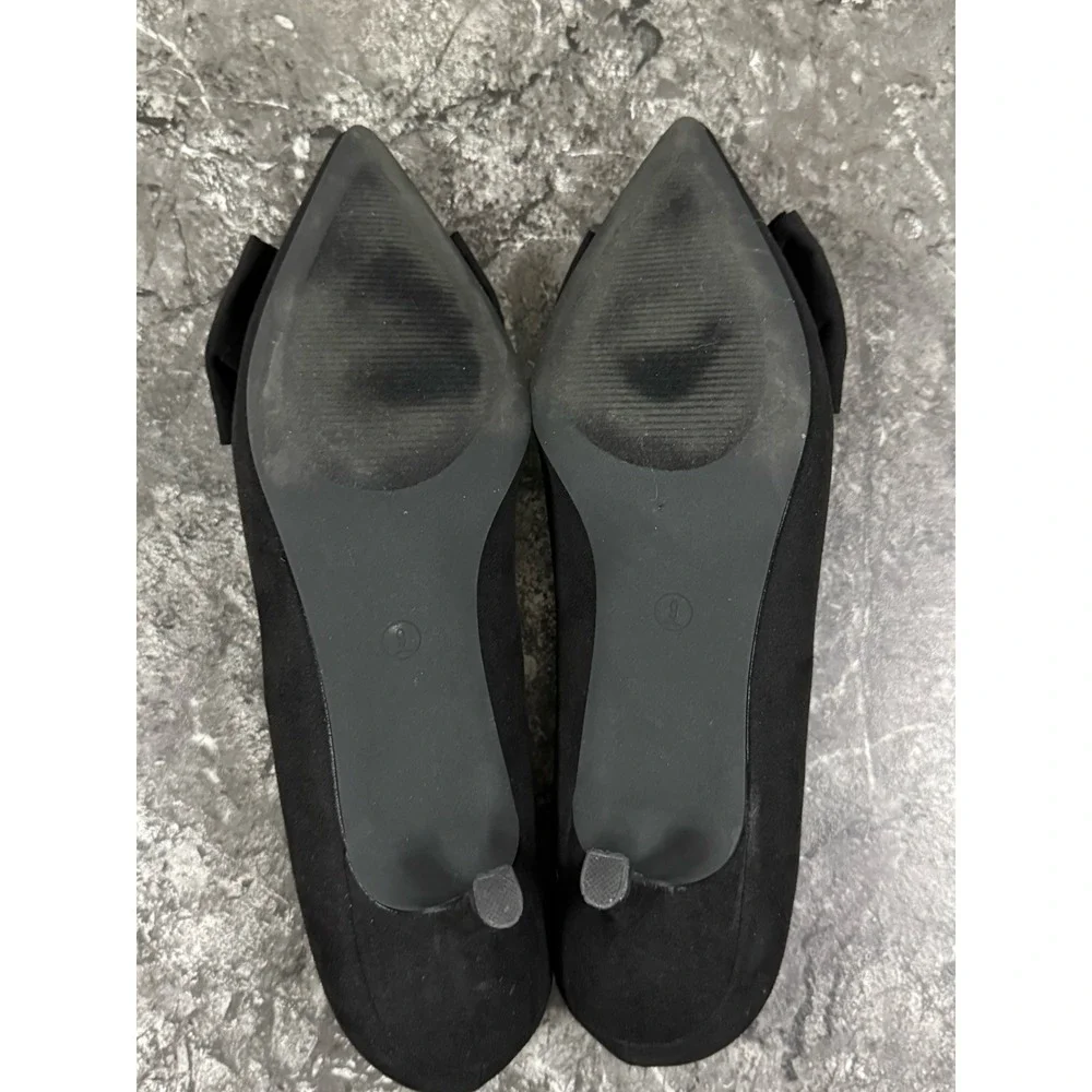 Journee Collection Black Velvet Bow Pointed Toe Kitten Heel Pumps Womens Sz 9